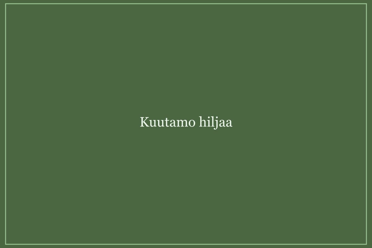Tumma maisema ja pehmeä kuunvalo.